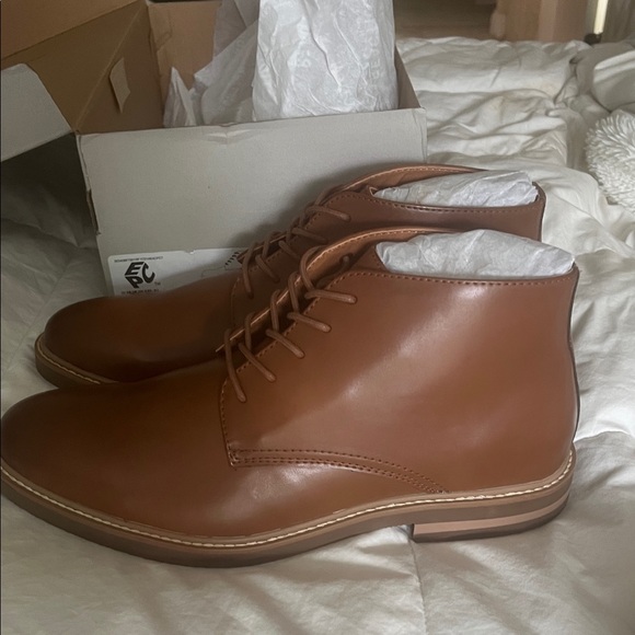 Kenneth Cole Reaction Brown Chukka Boots main image 4